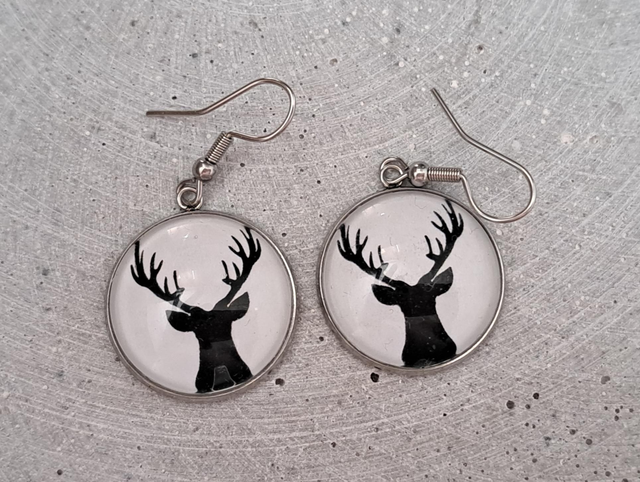 C - Sarvet -korvakorut 