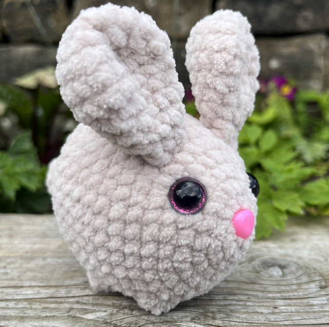 Plushie Pals "Bunny - Grey"