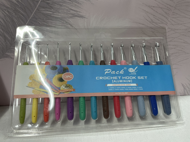 Crochet Hook Set