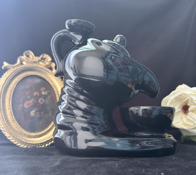 Fontaine à encens cônes percés 