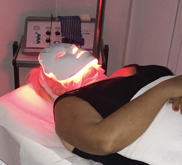 MASCHERA LED - antiage, rigenerante