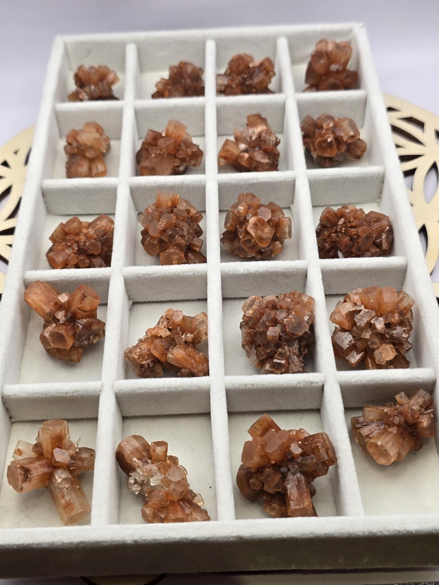 Aragonite forme cristaux 