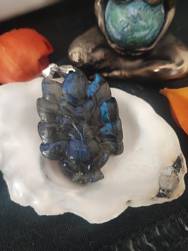 Pendentif renard labradorite bleu 