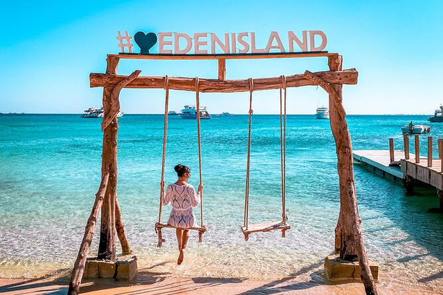 Eden island
