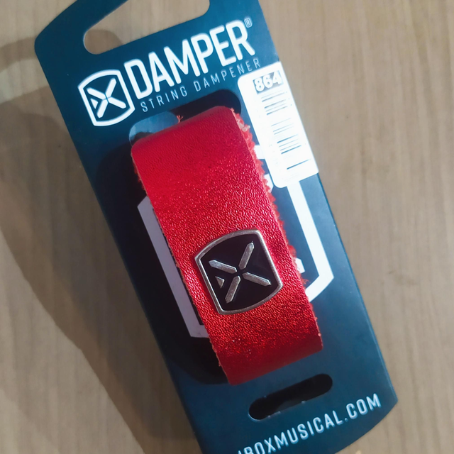 864 - Damper Supreme Médio Vermelho Metálico Ibox