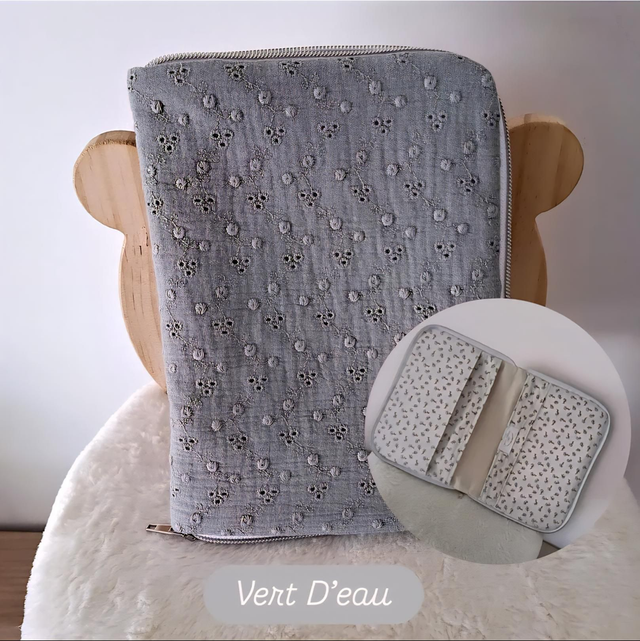 Protege carnet de santé