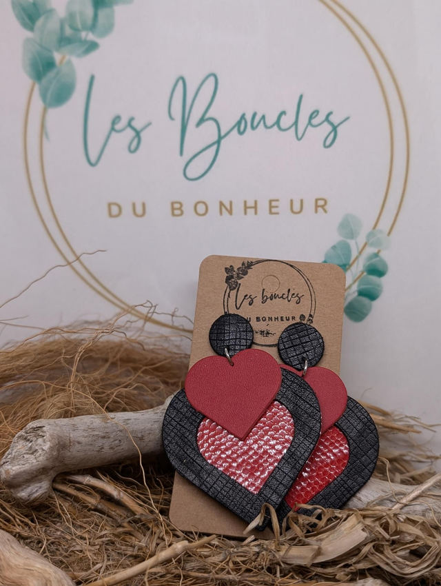 Boucles d&#039;oreilles Double coeur rouge noir dc014