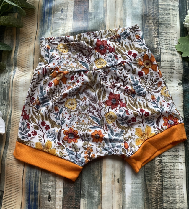 Vintage Wildflowers Shorts 3-4y