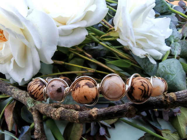 Bracelet antique Agate crazy-lace et graines d&#039;açaï