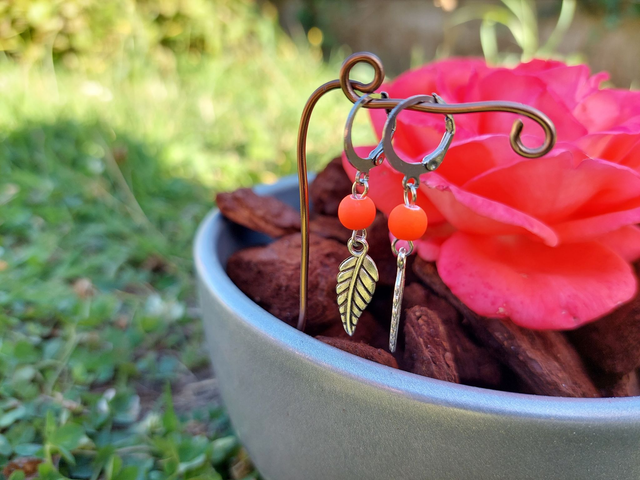 Boucle d'oreille pendante Pierre &amp; Perle