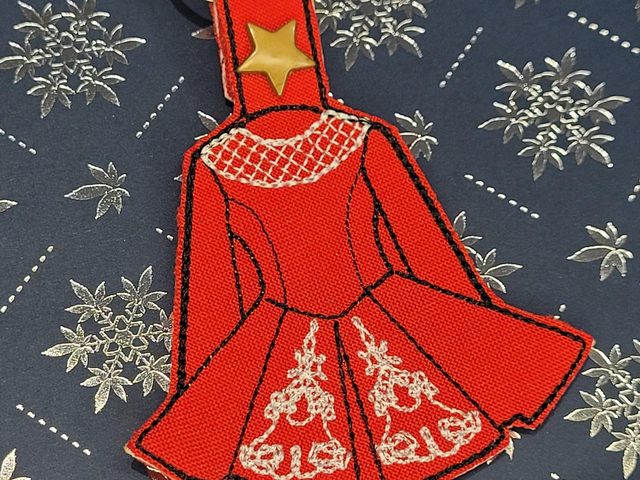 Porte clé robe de danse irlandaise 