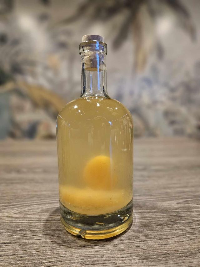 Rhum arrangé Mandarine , Ananas, Baies