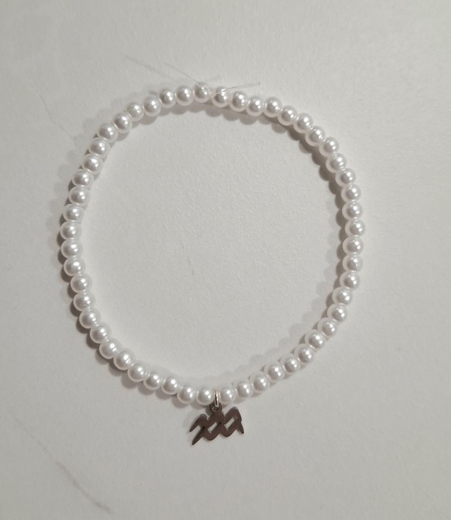 Aquarius zodiac beaded charm bracelet 