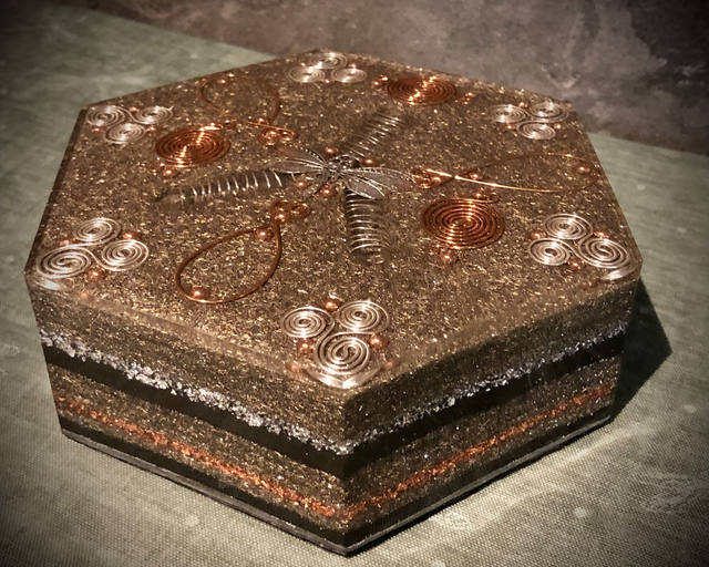 Odonata Hexagonal Orgonite (large)