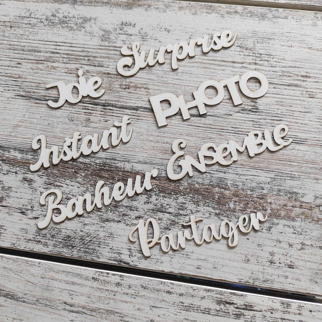 Lot de 7 mots en carton bois – Scrapbooking et souvenirs