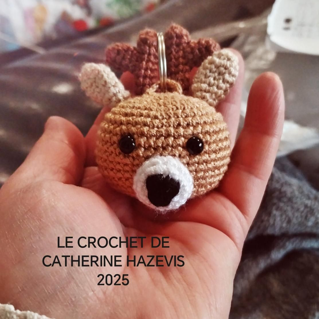 2025 TÊTE DE CERF EN PORTE CLÉ 