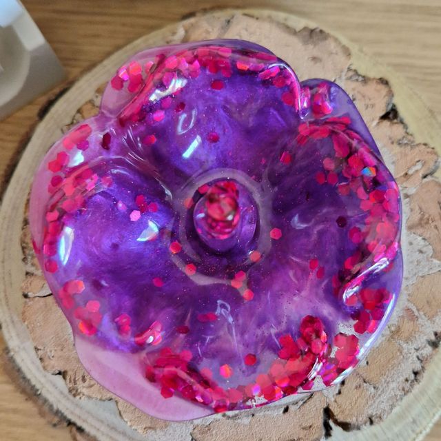 Ring Holder Rose in Pink and Purple