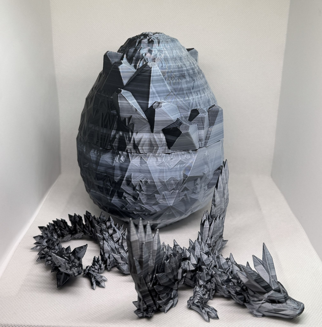 Oeuf de dragon cristal avec ailes