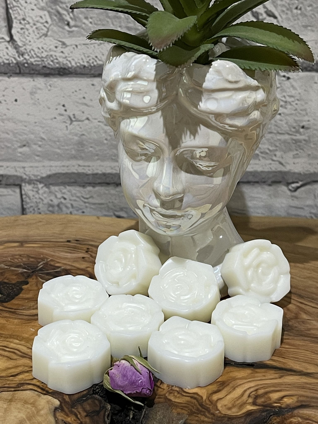 8 Rose Wax Melts