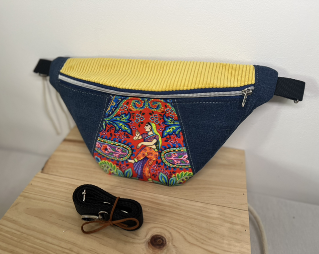 Sac Banane modèle POLINE– Pièce Unique en Jean et Velours Revalorisé