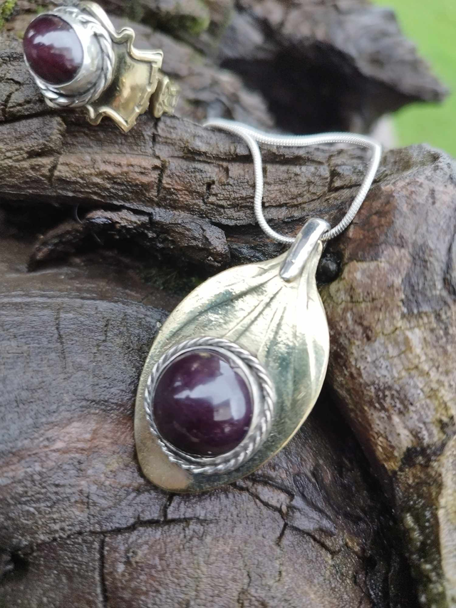 Ensemble pendentif et bague