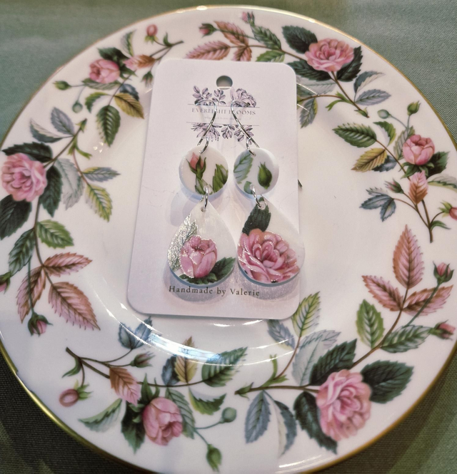 Wedgewood Hathaway Rose Sterling Silver earrings