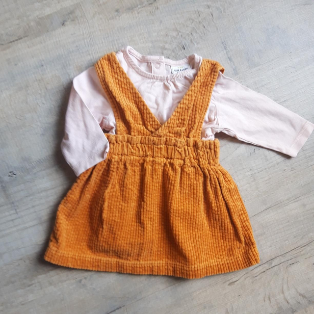 Ensemble tee-shirt et robe côtelé 