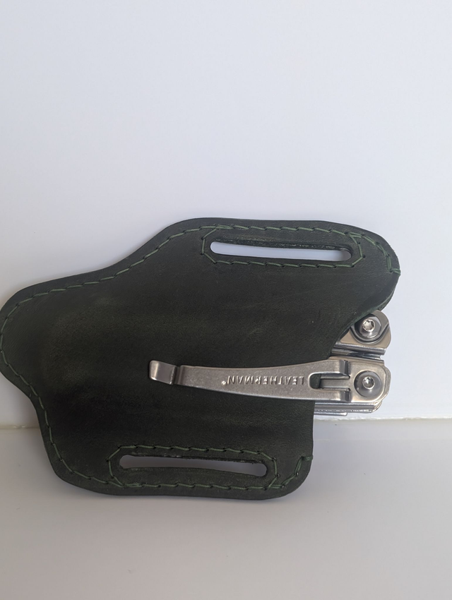 Etui style &quot;Pancake&quot; pour pince Leatherman ( pince non fournie).