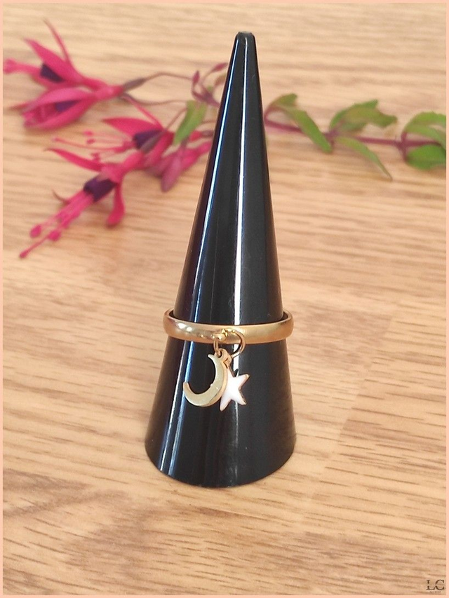 Bague réglable 3mm, acier inoxyable doré, avec breloque