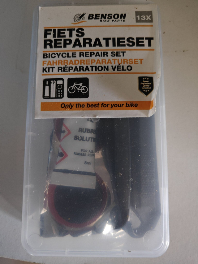 Polkupyörän paikkarasia - Benson