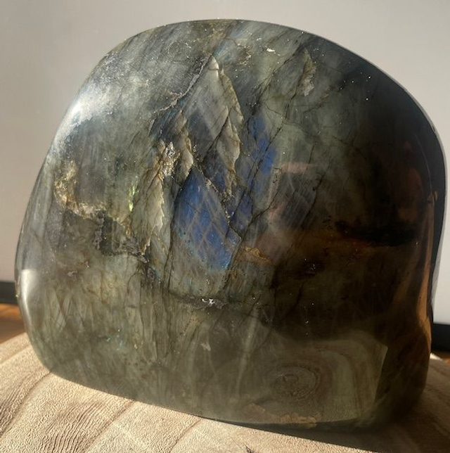 Labradorite de 3.485 Kg Qualité A