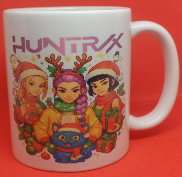 Custom Unofficial Printed K-Pop Demon Hunters Christmas Huntrix 11oz Boxed Mug. 