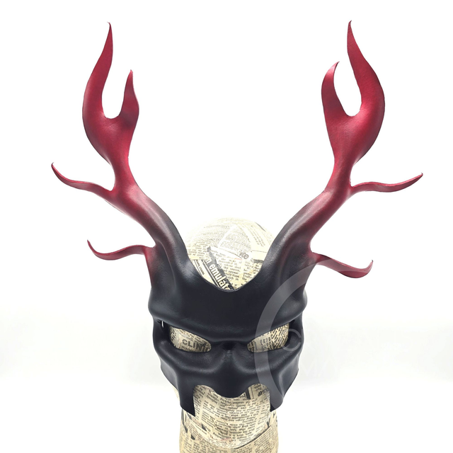 Black Leather Stag, red Antlers