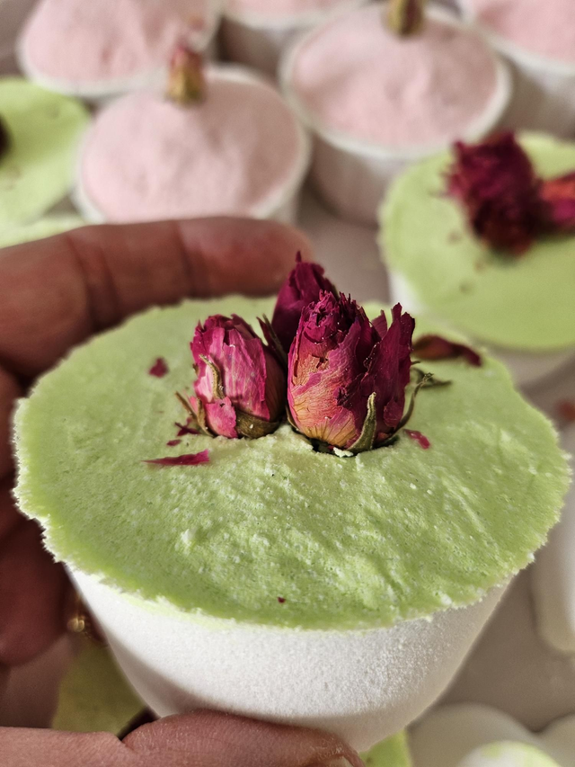 Bathbombs x 2 multi buy