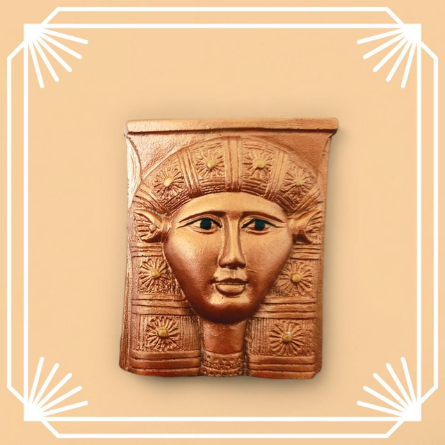 Statuette, amulette Visage Hathor Argile &amp; Gypse &quot;Cuivré&quot;
