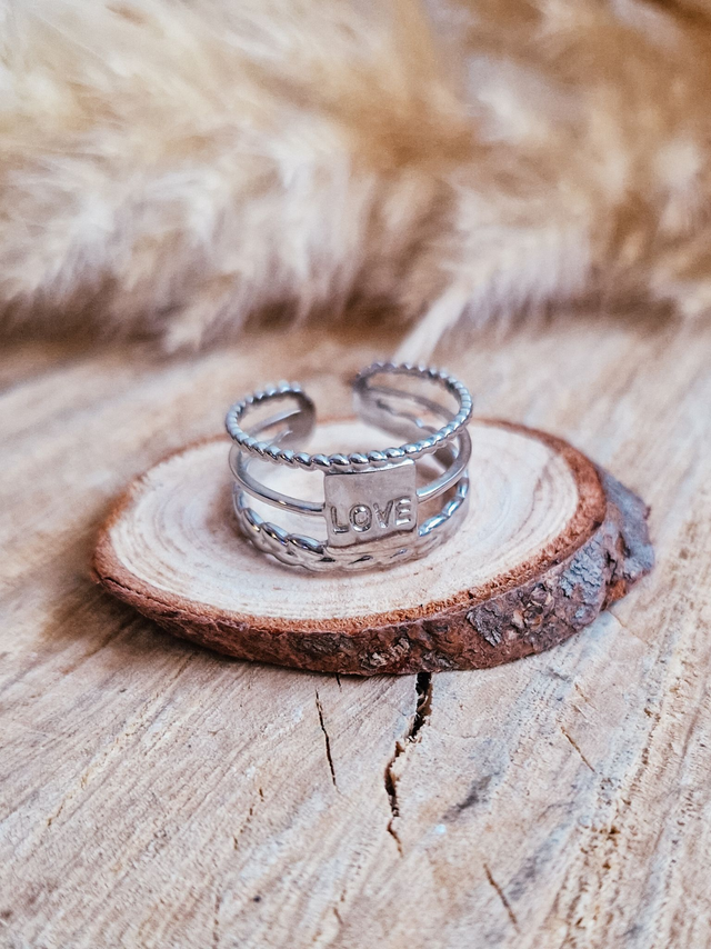 Bague "Love" épaisse - Modèle argenté 
