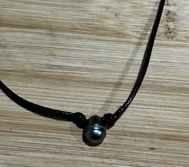 Collier cordon Manu iti 