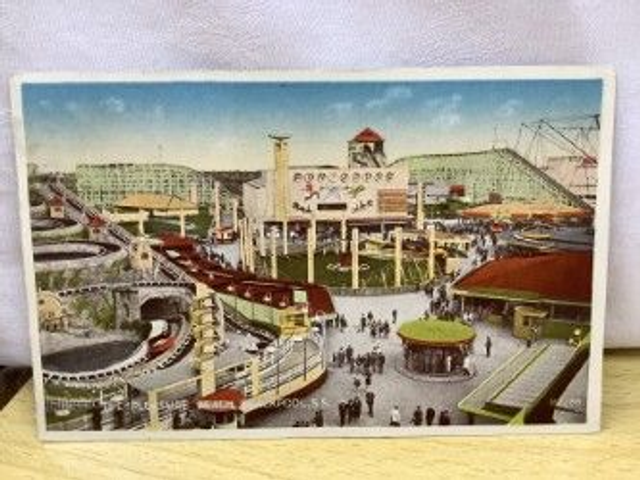 The Pleasure Beach, Blackpool, South Shore, Lancashire, Posted 1947, Valentine & Sons. Vintage Postcard Our Ref No. R421 £2.25