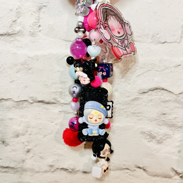 Skull Panda inspired design beaded keychain