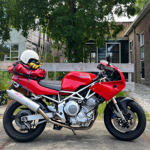 Yamaha TRX 850