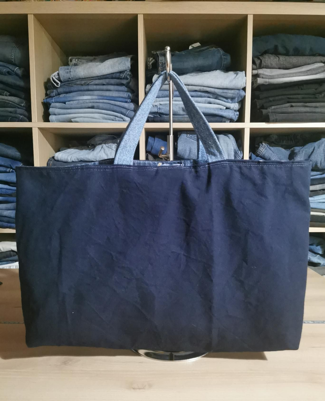 Sac attaché-case revisité # 135 - Poignées courtes et rangements structurés