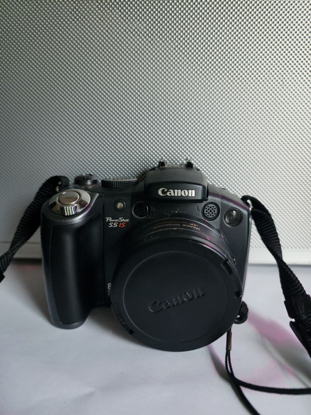 Canon PowerShot S5 IS