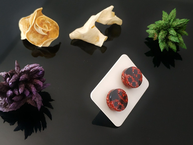 Boucles d'oreilles clous coccinelle rouge pailleté