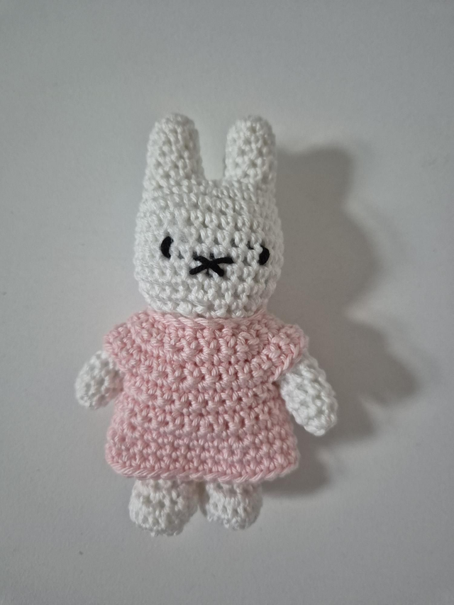 Miffy et sa robe rose