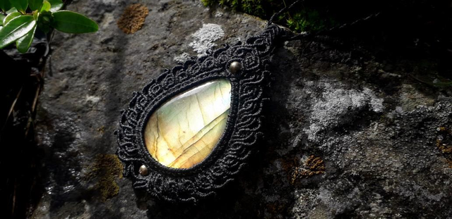 Collier pendentif • labradorite 