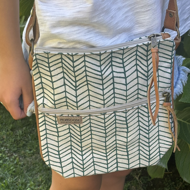 Pouch Bag Fishbone Green/Natural