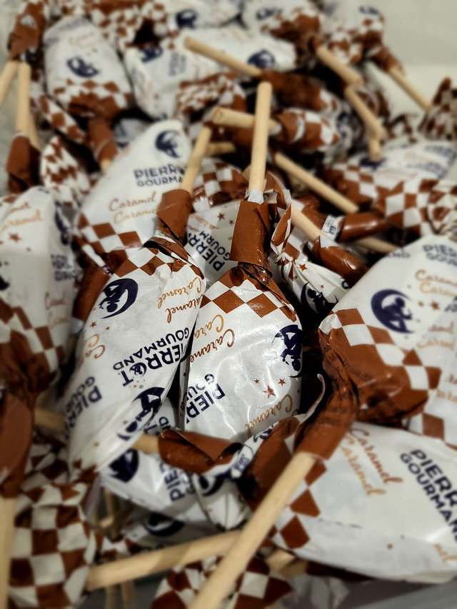 Sucette caramel Pierrot Gourmand