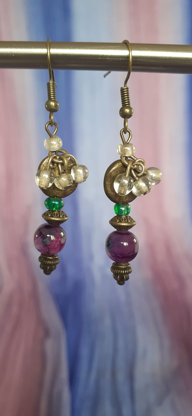 Czech Boucles d'oreilles pendantes violet &amp; vert