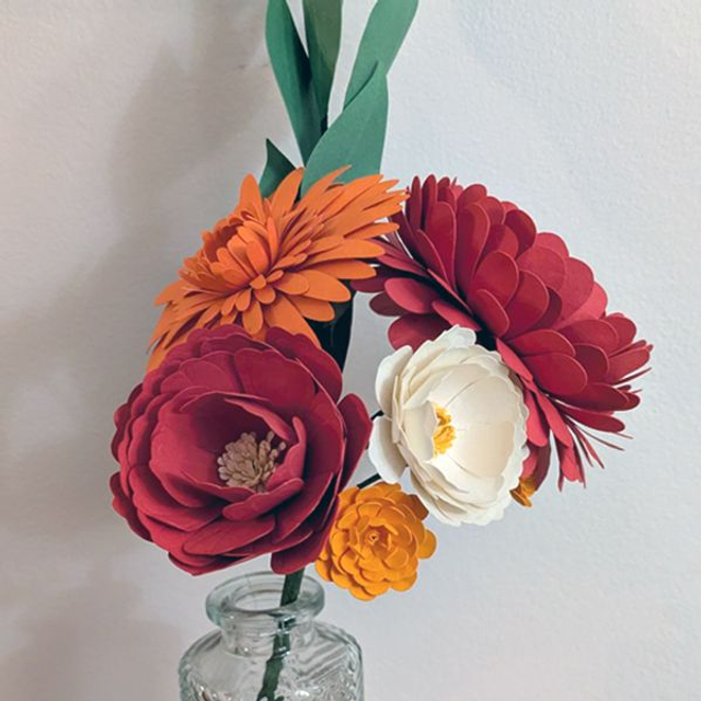 Bouquet tons rouge rosé et orange