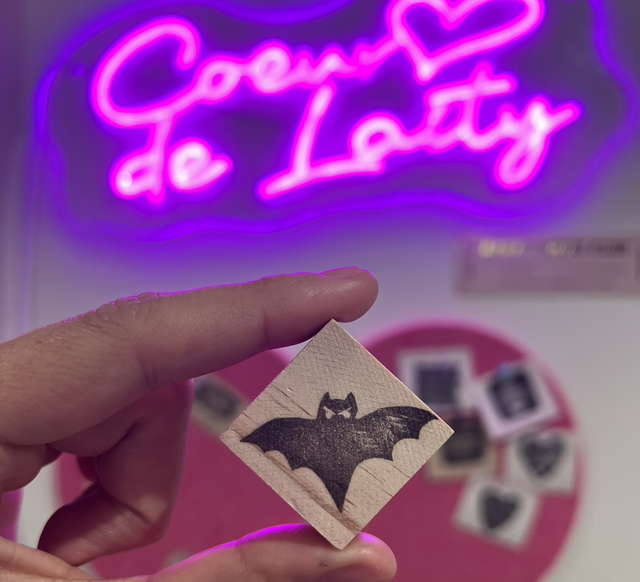 Tampon chauve-souris (Jour 28 - Stamp-Tober 2025)
